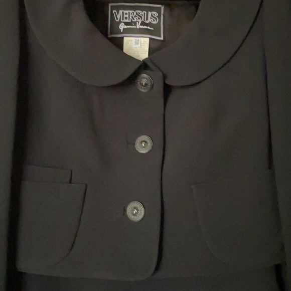 VINTAGE VERSUS VERSACE 2PC SUIT SLEEVELESS MINI DRESS w/CROPPED JACKET XS/S MINT - Picture 15 of 16